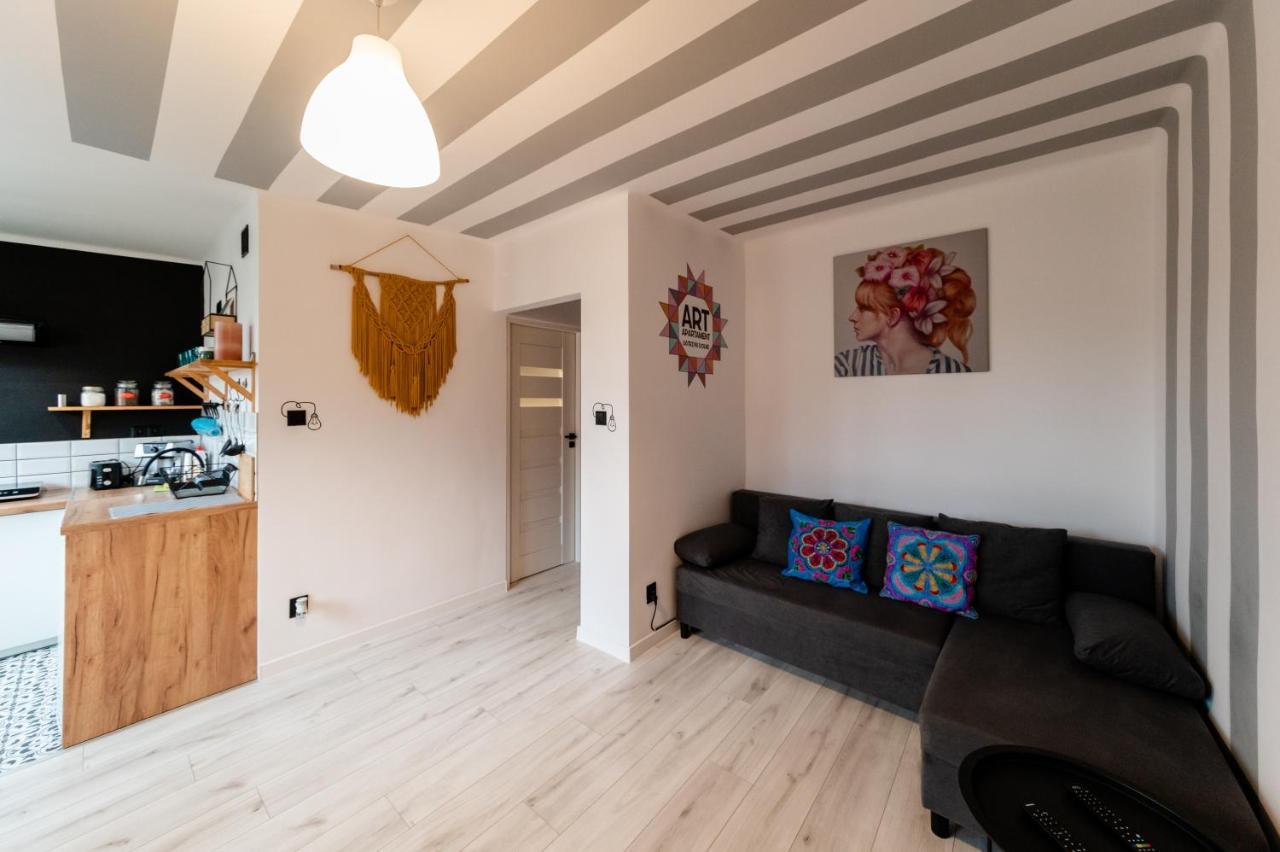 Appartamento Art Apartament Ustrzyki Dolne Esterno foto